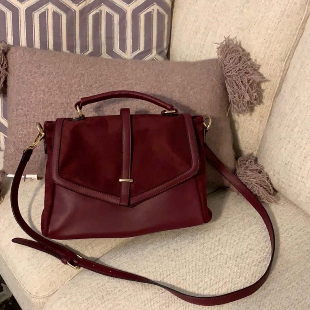 Mod Cloth Burgundy Messenger bag